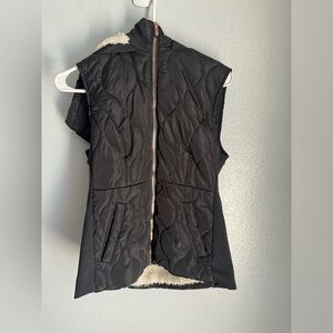 Cavalini Women's Black Quilted Vest Small